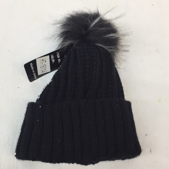 NWT Seven Colors Black Beanie One Size Women's - Picture 6 of 8